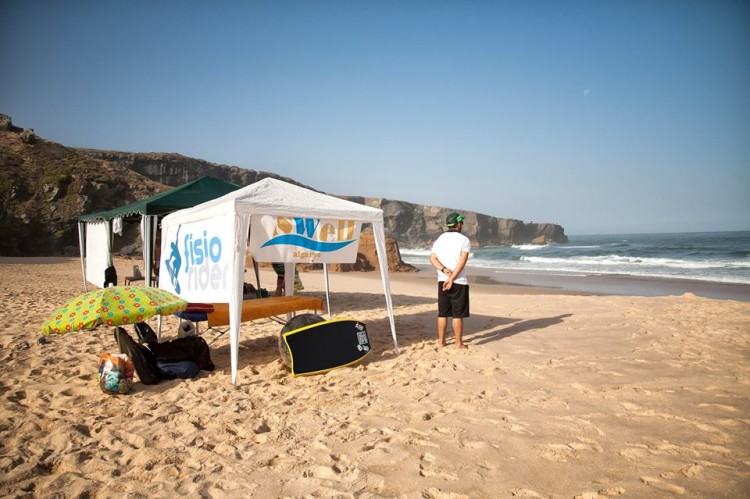 FisioRider com Swell-Algarve presentes na Praia do Malhão (®PedroTrabucho)