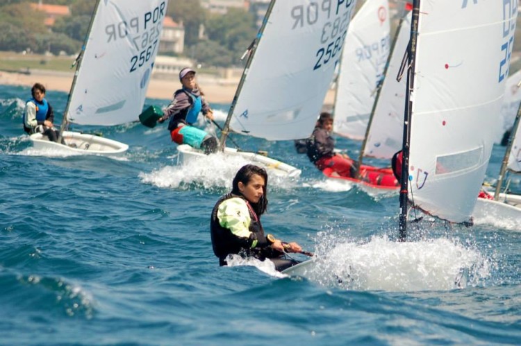 Daniela Miranda venceu a última regata da Prova Final. É 2ª Feminino no Critério Nacional e vai ao Europeu de Optimist (®FPV)