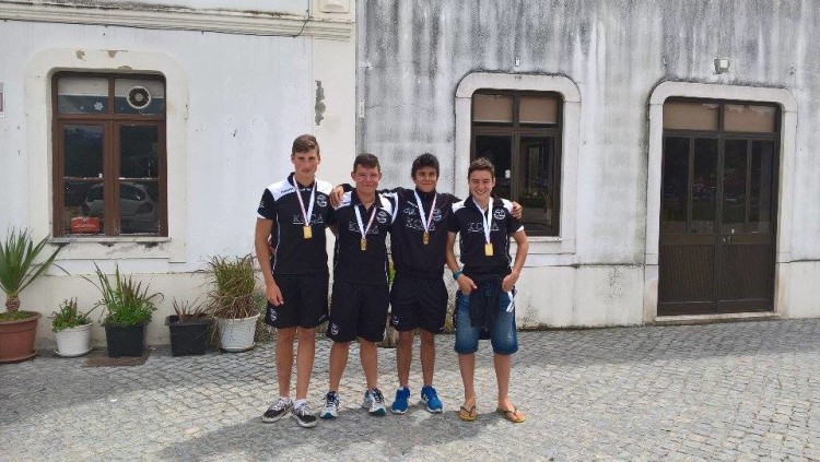 tripulação K4 constituída por Iago Bebiano / Tomás Santos / Mário Cabede e Gonçalo Bento: Medalha de Ouro Cadetes 1000m (®KCCA)