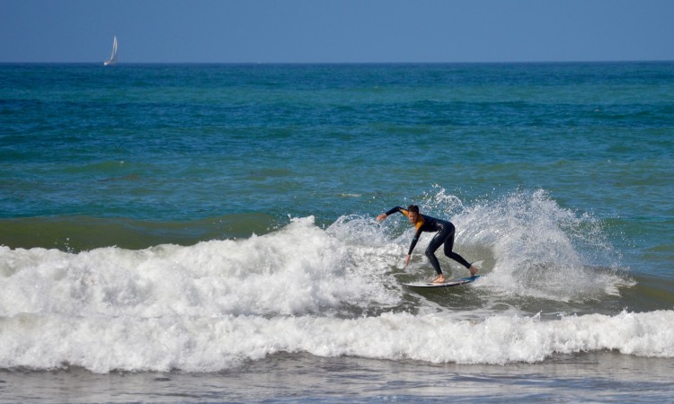 Francisco Duarte vai competir em Surf Open. Há três anos ganhou em Surf Junior (®PauloMarcelino/Arquivo)