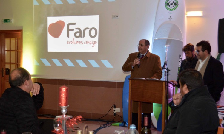 Rogério Bacalhau, presidente da Câmara de Faro, prometeu continuar a apoiar o clube (®PauloMarcelino)