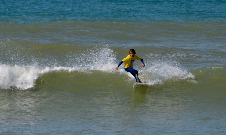 Henrique 'Piki' Gomes foi hoje o atleta mais jovem em prova na Praia de Faro (®PauloMarcelino)