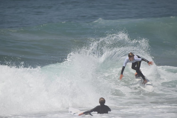 Grom algarvio já tinha o apoio da Ferox Surfboards (®DR)